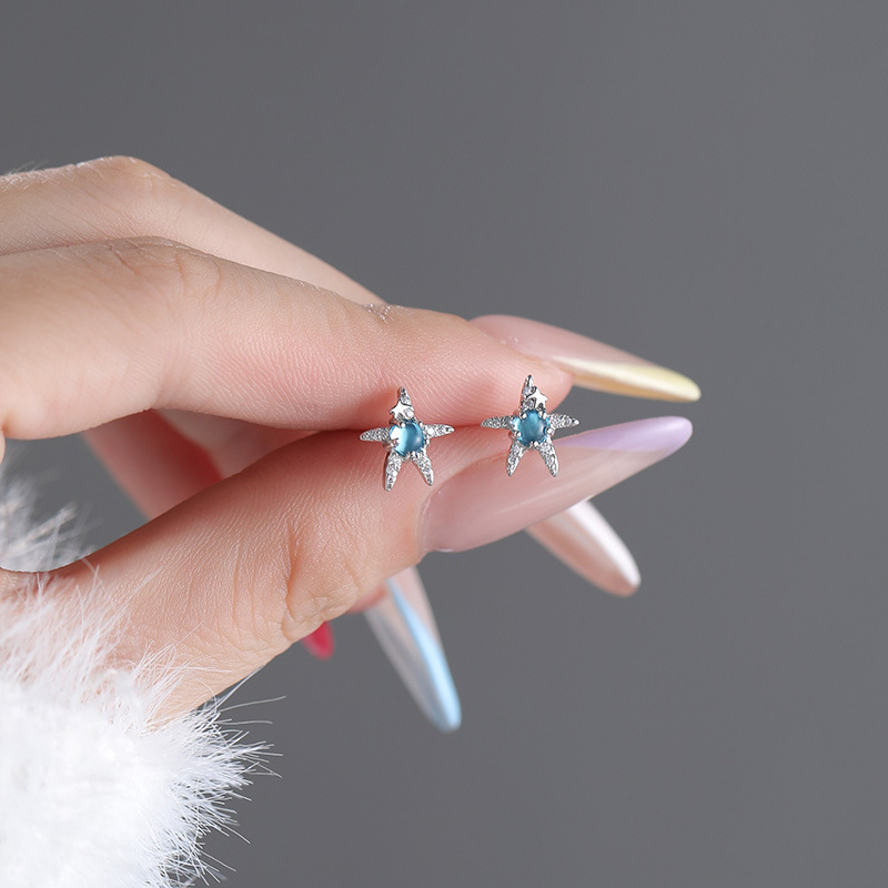 Pure silver high-end blue starfish earrings, gentle and sweet temperament, exquisite earrings