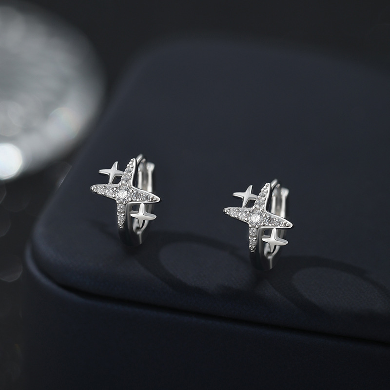 Sterling silver vintage four-pointed star zircon earrings, unique design, high-end earrings for women.