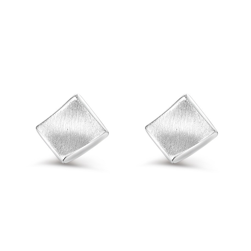 Sterling silver brushed diamond-shaped geometric earrings, small earrings, quadrilateral earrings, simple and petite.