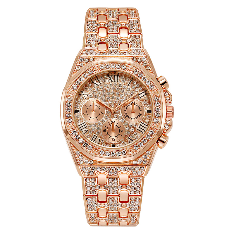New style men's fashion watch with full diamond steel band and quartz rhinestone dial.