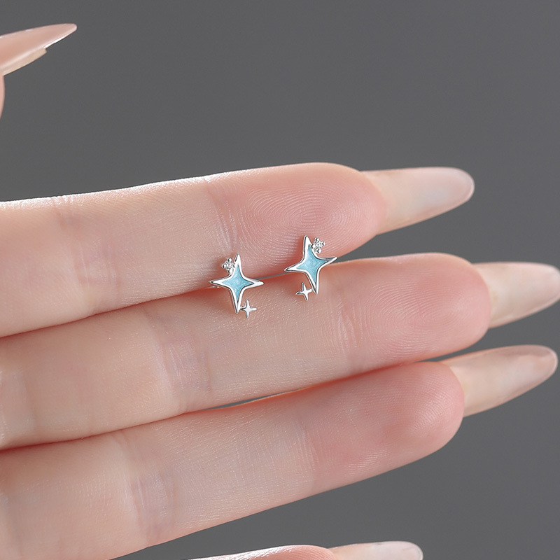 Sterling silver four-pointed star epoxy earrings, cute new summer style, unique, artistic and sweet earrings