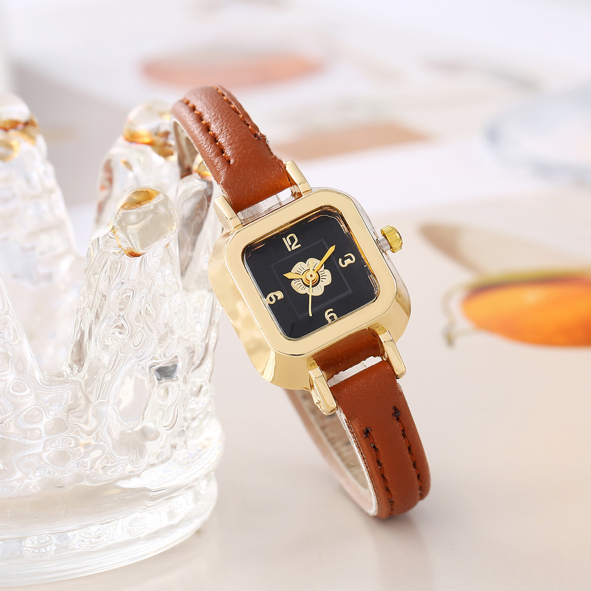 Stylish Leather Strap Floral Quartz Women's Watch Small Square Watch