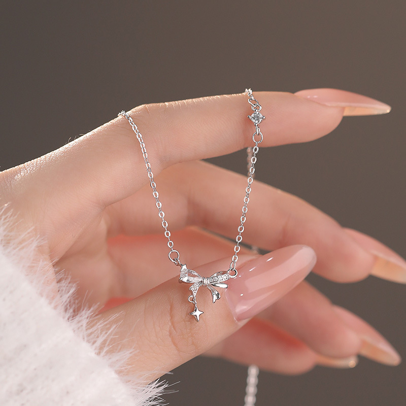 Sterling silver sweet bow necklace, simple design, perfect as a gift for your girlfriend.